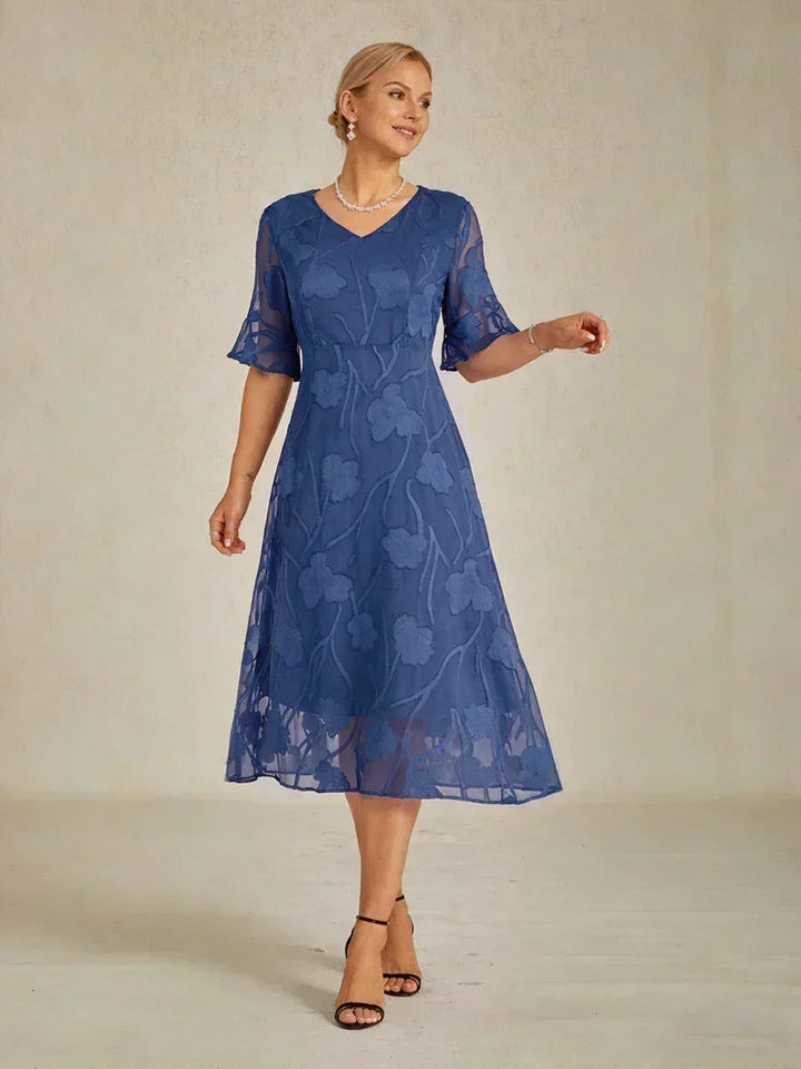 Karolina | Elegancka Koronkowa Sukienka Midi
