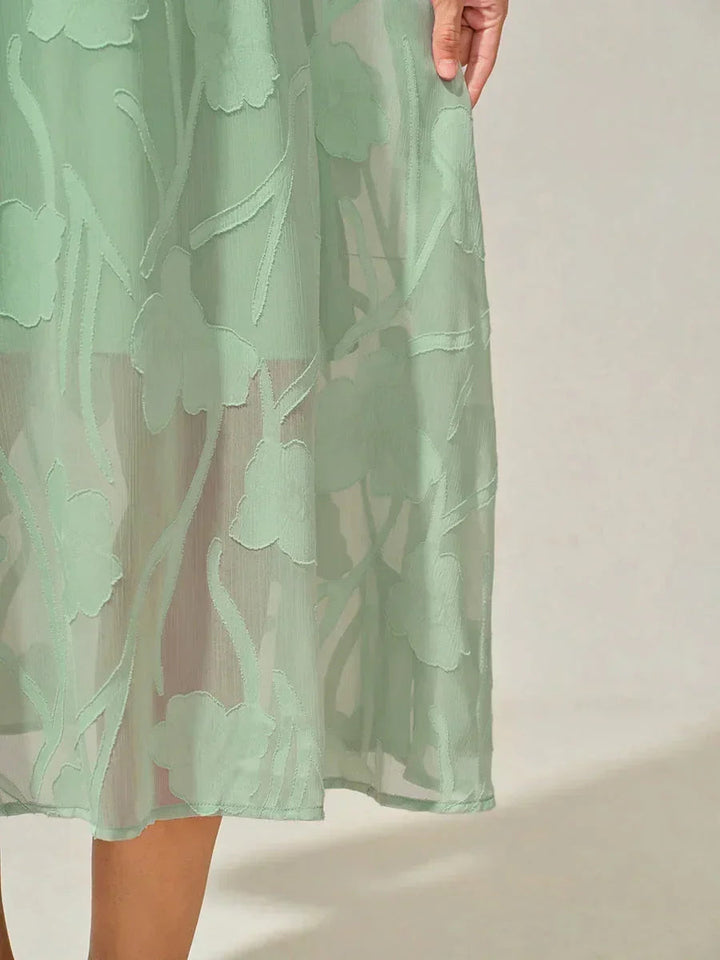 Karolina | Elegancka Koronkowa Sukienka Midi
