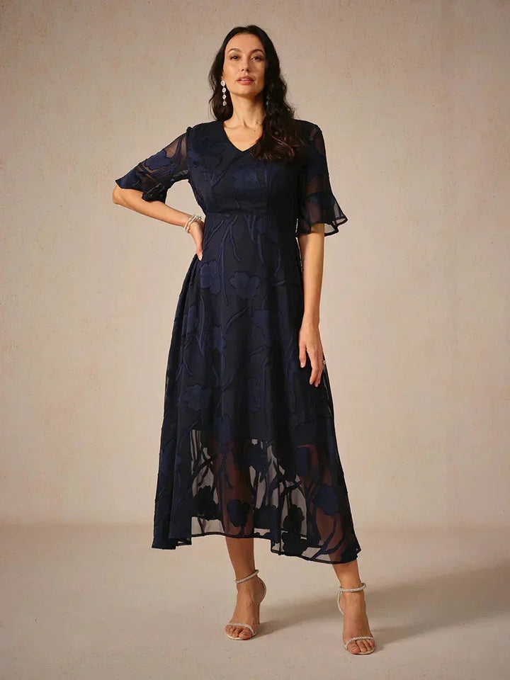 Karolina | Elegancka Koronkowa Sukienka Midi