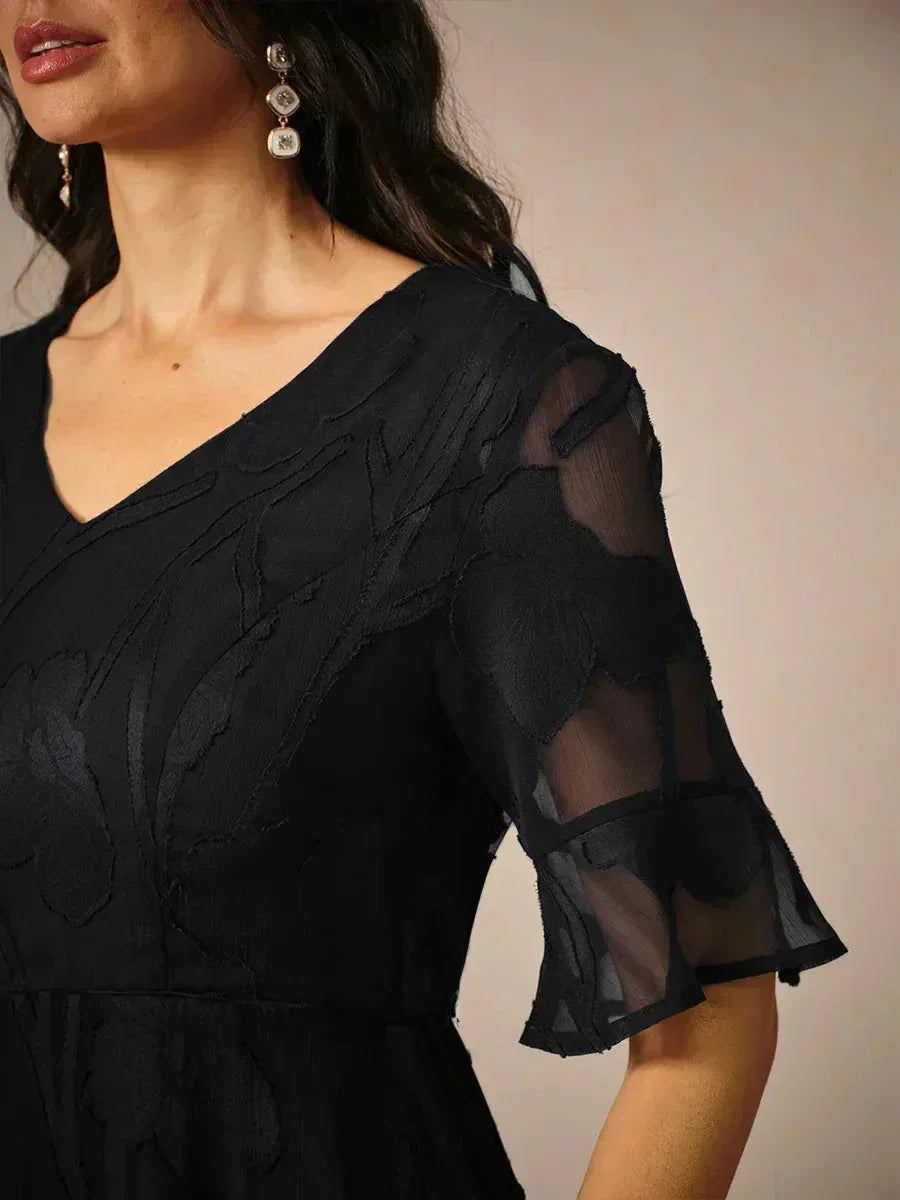 Karolina | Elegancka Koronkowa Sukienka Midi